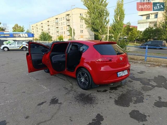 Красный Сеат Леон, объемом двигателя 1.39 л и пробегом 150 тыс. км за 7000 $, фото 9 на Automoto.ua