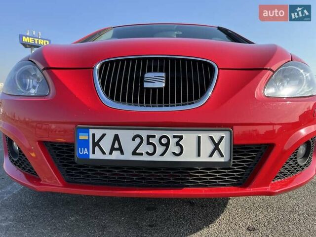 Сеат Леон 2011 в Киеве на Automoto.ua Красный Сеат Леон, объемом двигателя 1.39 л и пробегом 89 тыс. км за 6900 $, фото 7 на Automoto.ua