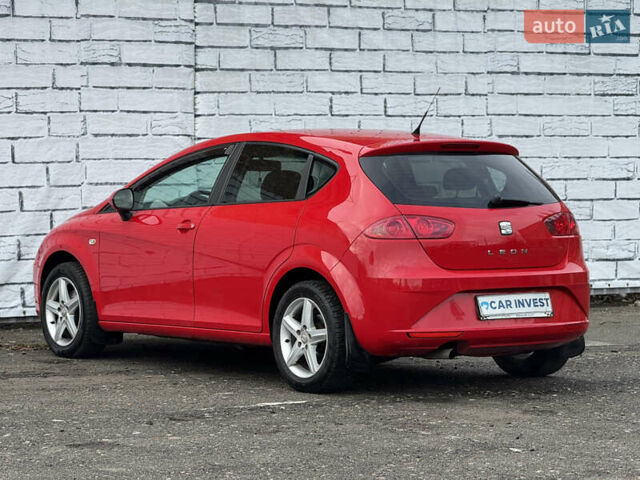 Червоний Сеат Leon, об'ємом двигуна 1.39 л та пробігом 269 тис. км за 5700 $, фото 8 на Automoto.ua