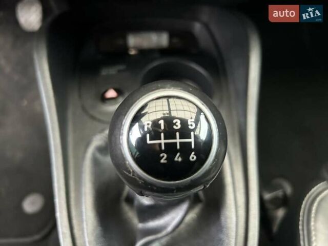 Красный Сеат Леон, объемом двигателя 1.8 л и пробегом 143 тыс. км за 7200 $, фото 23 на Automoto.ua