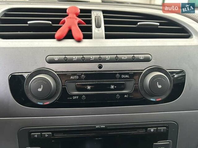 Красный Сеат Леон, объемом двигателя 1.8 л и пробегом 143 тыс. км за 7200 $, фото 20 на Automoto.ua