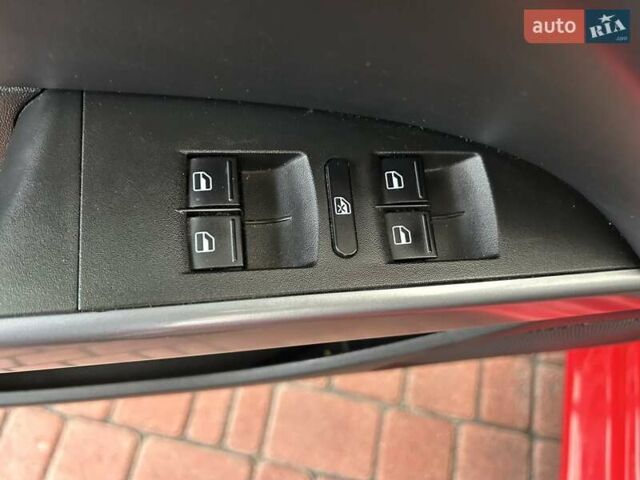 Красный Сеат Леон, объемом двигателя 1.8 л и пробегом 143 тыс. км за 7200 $, фото 33 на Automoto.ua