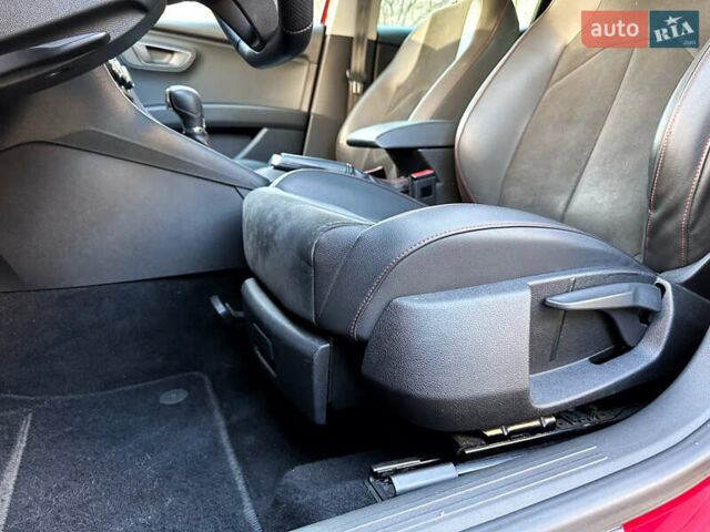 Красный Сеат Леон, объемом двигателя 1.8 л и пробегом 169 тыс. км за 10500 $, фото 10 на Automoto.ua