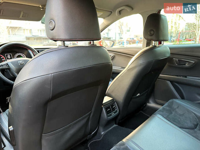 Красный Сеат Леон, объемом двигателя 1.8 л и пробегом 169 тыс. км за 10500 $, фото 61 на Automoto.ua