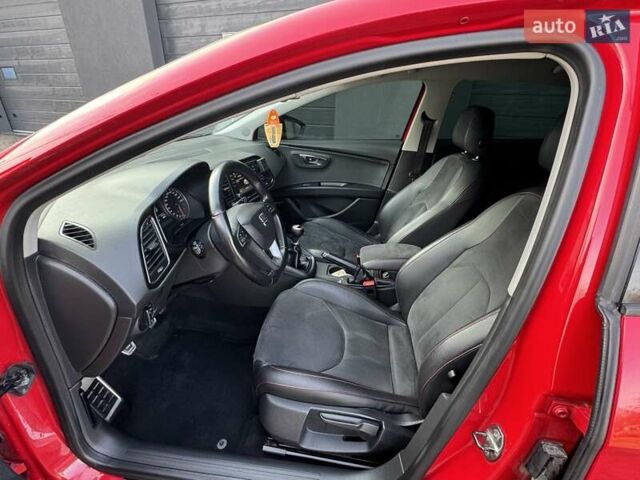 Сеат Леон 2013 в Калуше на Automoto.ua Красный Сеат Леон, объемом двигателя 1.97 л и пробегом 237 тыс. км за 12000 $, фото 33 на Automoto.ua