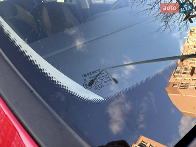 Красный Сеат Леон, объемом двигателя 1.8 л и пробегом 169 тыс. км за 10500 $, фото 30 на Automoto.ua