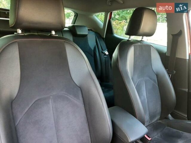 Сеат Леон 2013 в Киеве на Automoto.ua Красный Сеат Леон, объемом двигателя 1.8 л и пробегом 167 тыс. км за 10999 $, фото 15 на Automoto.ua