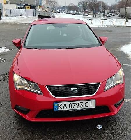 Червоний Сеат Leon, об'ємом двигуна 2 л та пробігом 198 тис. км за 13000 $, фото 4 на Automoto.ua