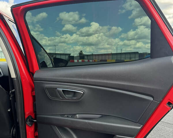 Червоний Сеат Leon, об'ємом двигуна 1.8 л та пробігом 153 тис. км за 13600 $, фото 15 на Automoto.ua