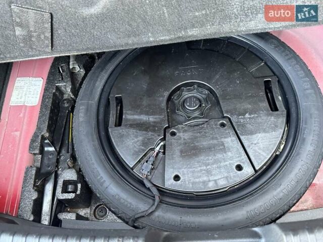 Сеат Леон 2013 в Калуше на Automoto.ua Красный Сеат Леон, объемом двигателя 1.97 л и пробегом 237 тыс. км за 12000 $, фото 28 на Automoto.ua