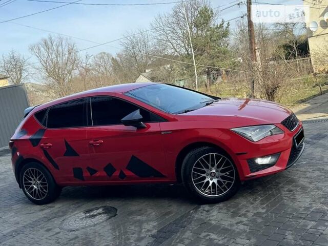 Червоний Сеат Leon, об'ємом двигуна 2 л та пробігом 211 тис. км за 13999 $, фото 4 на Automoto.ua