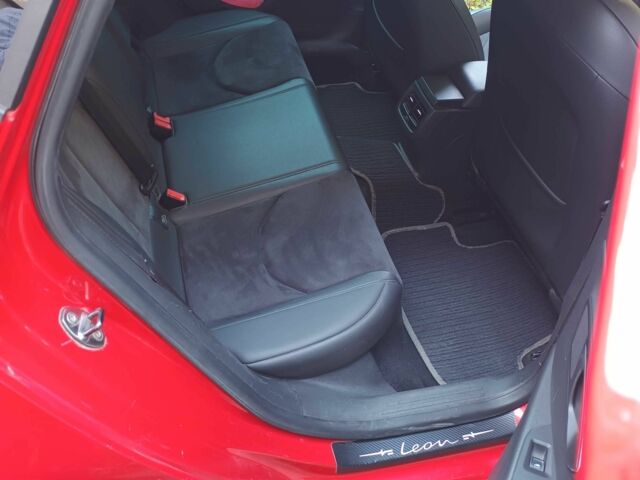 Красный Сеат Леон, объемом двигателя 1.6 л и пробегом 243 тыс. км за 9000 $, фото 20 на Automoto.ua