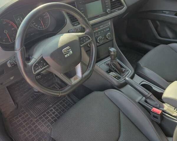 Червоний Сеат Leon, об'ємом двигуна 1.8 л та пробігом 115 тис. км за 11700 $, фото 11 на Automoto.ua