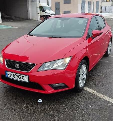 Червоний Сеат Leon, об'ємом двигуна 2 л та пробігом 198 тис. км за 13000 $, фото 1 на Automoto.ua