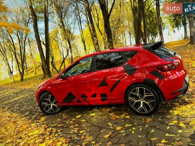 Сеат Леон 2013 в Калуше на Automoto.ua Красный Сеат Леон, объемом двигателя 1.97 л и пробегом 237 тыс. км за 12000 $, фото 18 на Automoto.ua
