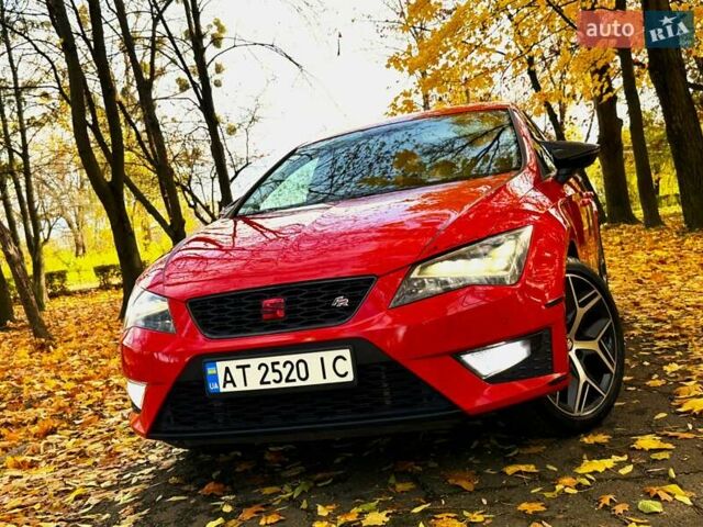 Сеат Леон 2013 в Калуше на Automoto.ua Красный Сеат Леон, объемом двигателя 1.97 л и пробегом 237 тыс. км за 12000 $, фото 12 на Automoto.ua