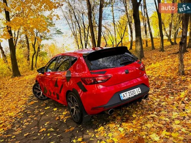 Сеат Леон 2013 в Калуше на Automoto.ua Красный Сеат Леон, объемом двигателя 1.97 л и пробегом 237 тыс. км за 12000 $, фото 20 на Automoto.ua