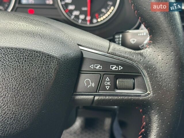 Червоний Сеат Leon, об'ємом двигуна 1.8 л та пробігом 178 тис. км за 9500 $, фото 32 на Automoto.ua