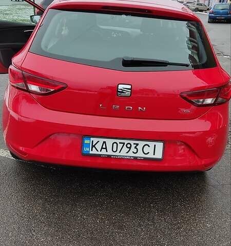 Червоний Сеат Leon, об'ємом двигуна 2 л та пробігом 198 тис. км за 13000 $, фото 9 на Automoto.ua