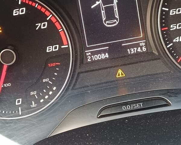 Красный Сеат Леон, объемом двигателя 1.8 л и пробегом 210 тыс. км за 10500 $, фото 7 на Automoto.ua