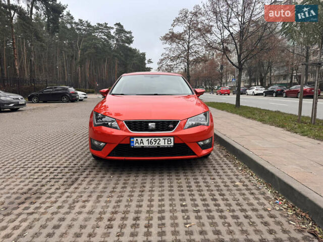 Красный Сеат Леон, объемом двигателя 1.97 л и пробегом 136 тыс. км за 16500 $, фото 1 на Automoto.ua