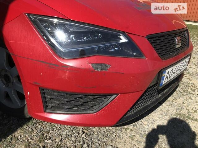 Червоний Сеат Leon, об'ємом двигуна 1.2 л та пробігом 82 тис. км за 7400 $, фото 6 на Automoto.ua