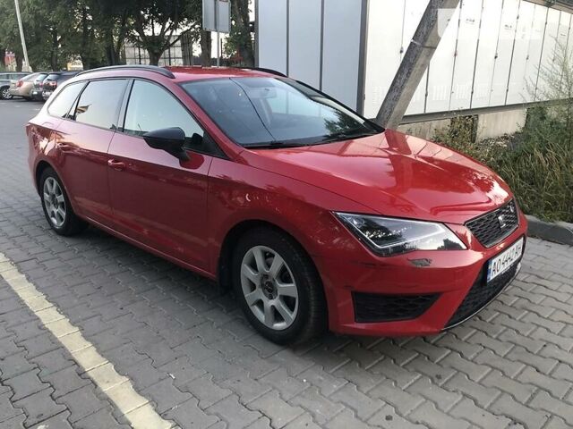 Червоний Сеат Leon, об'ємом двигуна 1.2 л та пробігом 82 тис. км за 7400 $, фото 7 на Automoto.ua