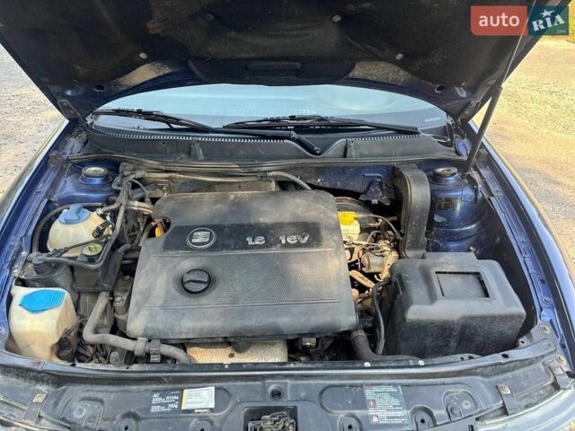 Сеат Леон, объемом двигателя 1.6 л и пробегом 261 тыс. км за 3700 $, фото 16 на Automoto.ua
