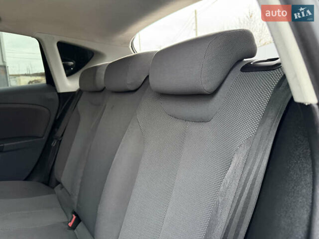 Сеат Leon, об'ємом двигуна 1.9 л та пробігом 230 тис. км за 5950 $, фото 25 на Automoto.ua
