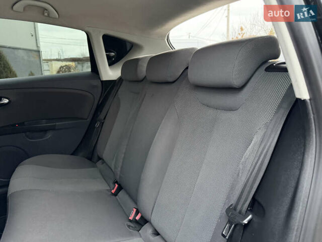 Сеат Leon, об'ємом двигуна 1.9 л та пробігом 230 тис. км за 5950 $, фото 23 на Automoto.ua