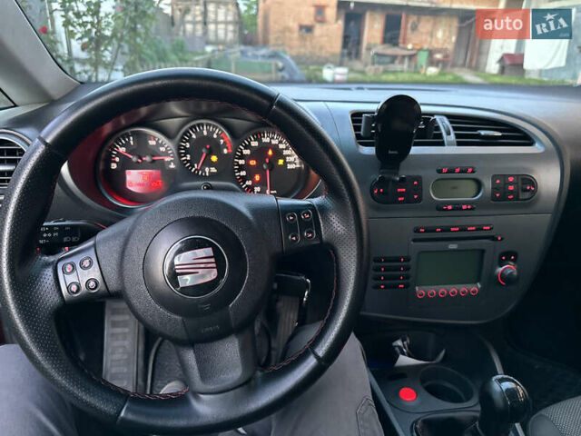 Сеат Leon, об'ємом двигуна 2 л та пробігом 209 тис. км за 5399 $, фото 4 на Automoto.ua