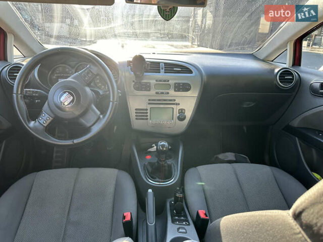 Сеат Leon, об'ємом двигуна 2 л та пробігом 209 тис. км за 5399 $, фото 5 на Automoto.ua