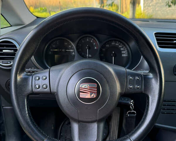 Сеат Леон, объемом двигателя 1.6 л и пробегом 188 тыс. км за 6000 $, фото 8 на Automoto.ua