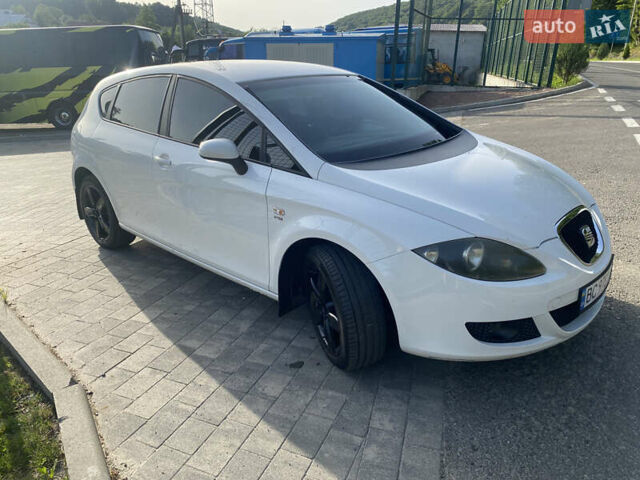 Сеат Леон, объемом двигателя 2 л и пробегом 215 тыс. км за 5500 $, фото 4 на Automoto.ua