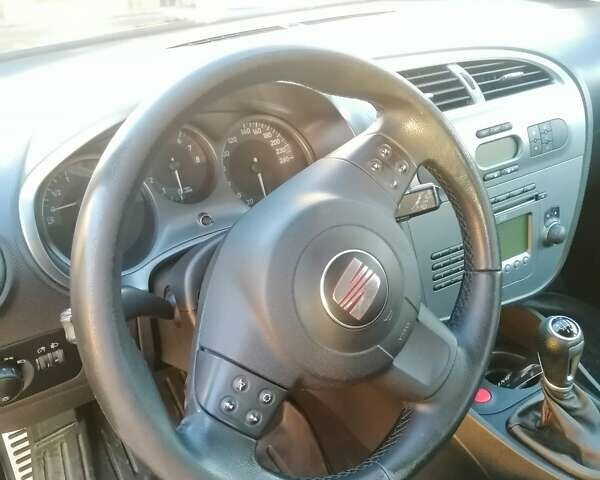 Сеат Леон, объемом двигателя 1.98 л и пробегом 254 тыс. км за 5650 $, фото 6 на Automoto.ua