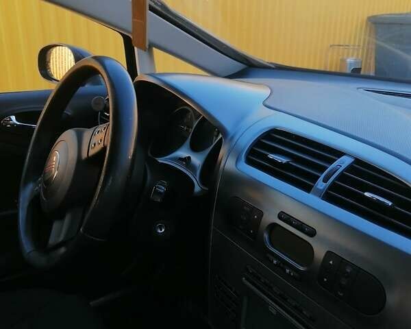 Сеат Леон, объемом двигателя 1.98 л и пробегом 254 тыс. км за 5650 $, фото 15 на Automoto.ua