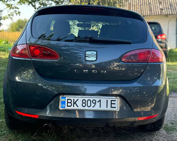 Сеат Леон, объемом двигателя 1.6 л и пробегом 188 тыс. км за 6000 $, фото 4 на Automoto.ua