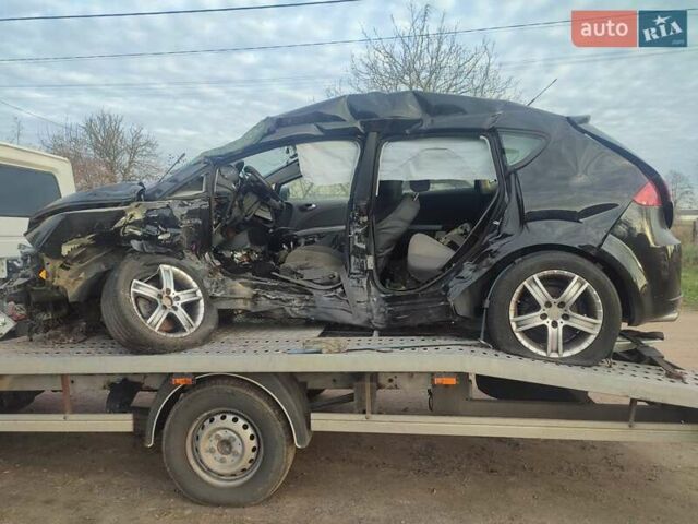 Сеат Leon, об'ємом двигуна 1.4 л та пробігом 206 тис. км за 1300 $, фото 2 на Automoto.ua