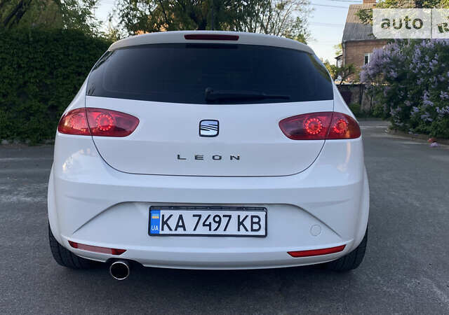 Сеат Leon, об'ємом двигуна 1.2 л та пробігом 217 тис. км за 5800 $, фото 3 на Automoto.ua