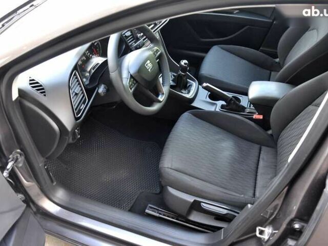 Сеат Леон, объемом двигателя 1.6 л и пробегом 200 тыс. км за 8999 $, фото 21 на Automoto.ua