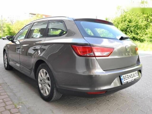 Сеат Леон, объемом двигателя 1.6 л и пробегом 200 тыс. км за 8999 $, фото 5 на Automoto.ua