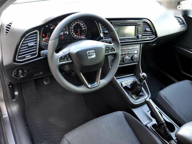 Сеат Леон, объемом двигателя 1.6 л и пробегом 200 тыс. км за 8999 $, фото 24 на Automoto.ua