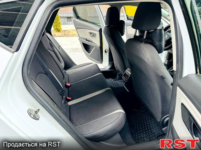 Сеат Леон, объемом двигателя 16 л и пробегом 184 тыс. км за 11500 $, фото 13 на Automoto.ua