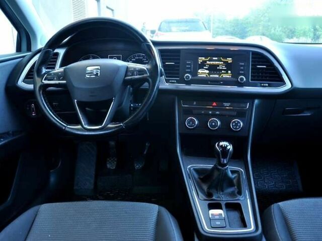 Сеат Леон, объемом двигателя 1.6 л и пробегом 200 тыс. км за 9500 $, фото 22 на Automoto.ua