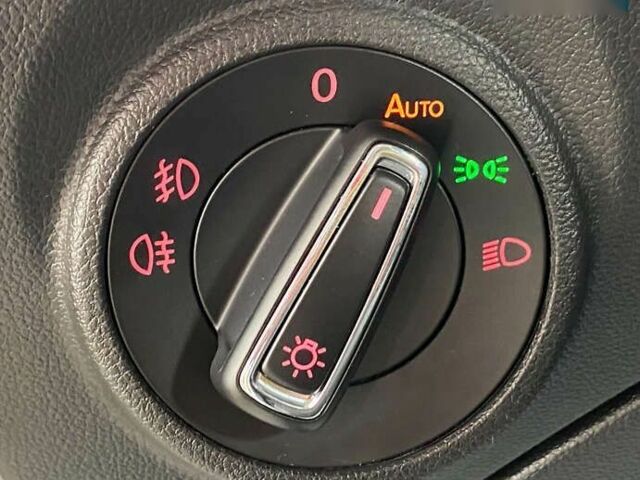 Сеат Леон, объемом двигателя 1.6 л и пробегом 158 тыс. км за 16450 $, фото 17 на Automoto.ua