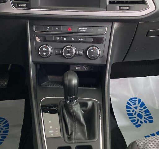 Сеат Леон, объемом двигателя 1.6 л и пробегом 158 тыс. км за 16450 $, фото 18 на Automoto.ua