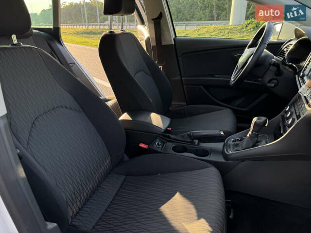 Сеат Leon, об'ємом двигуна 1.2 л та пробігом 128 тис. км за 9800 $, фото 14 на Automoto.ua