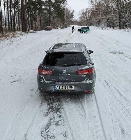 Сеат Леон, объемом двигателя 2 л и пробегом 233 тыс. км за 11250 $, фото 2 на Automoto.ua