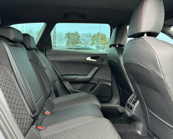 Сеат Leon, об'ємом двигуна 1.5 л та пробігом 1 тис. км за 31385 $, фото 13 на Automoto.ua