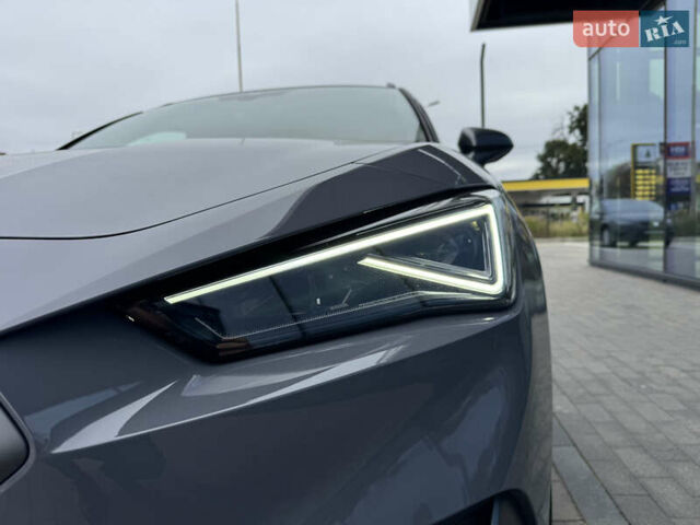 Сеат Leon, об'ємом двигуна 1.5 л та пробігом 1 тис. км за 31385 $, фото 37 на Automoto.ua